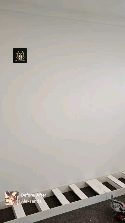 Walk-in wardrobe